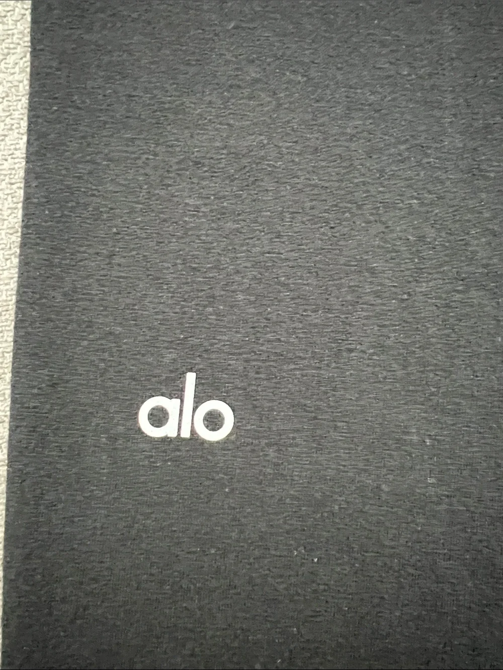 ALO Yoga Women’s Black Ribbed Knee Detail Joggers